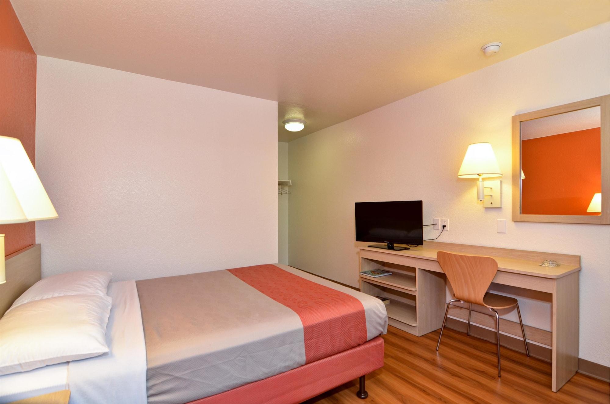 Motel 6-Palm Springs, Ca - East - Palm Canyon Exteriér fotografie