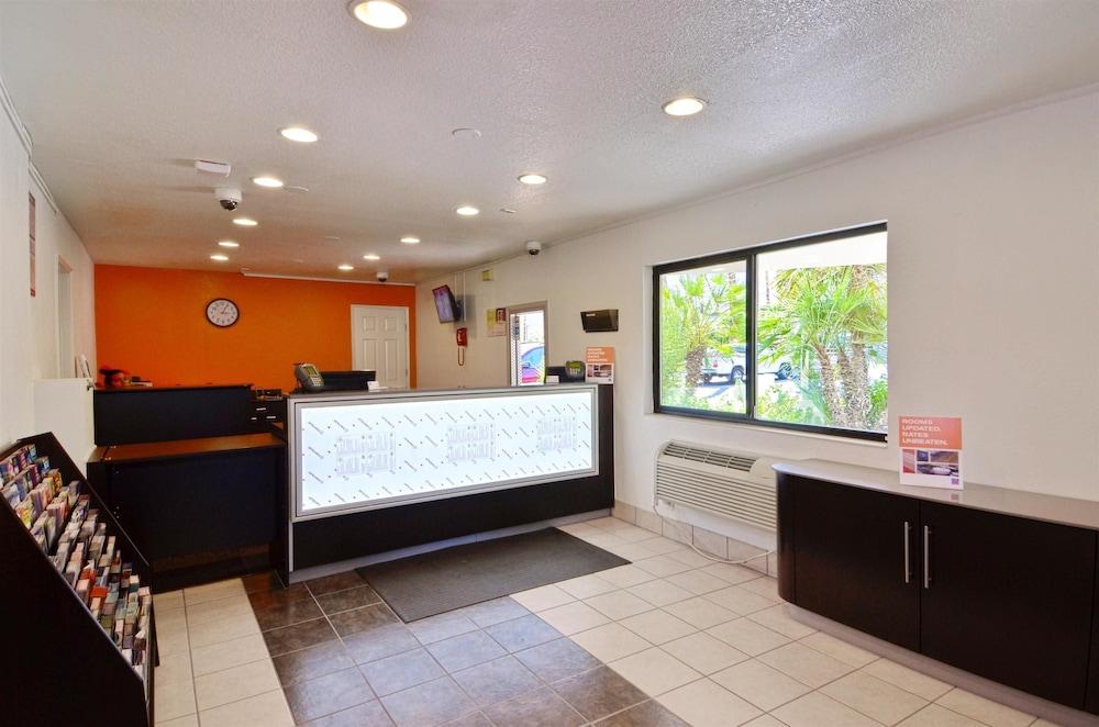 Motel 6-Palm Springs, Ca - East - Palm Canyon Exteriér fotografie