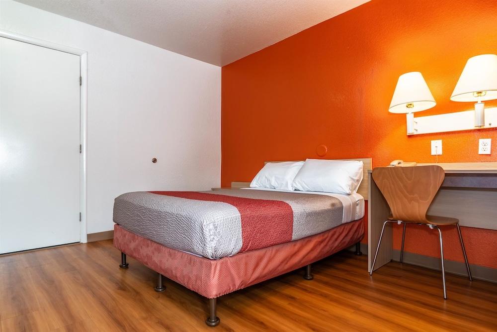 Motel 6-Palm Springs, Ca - East - Palm Canyon Exteriér fotografie