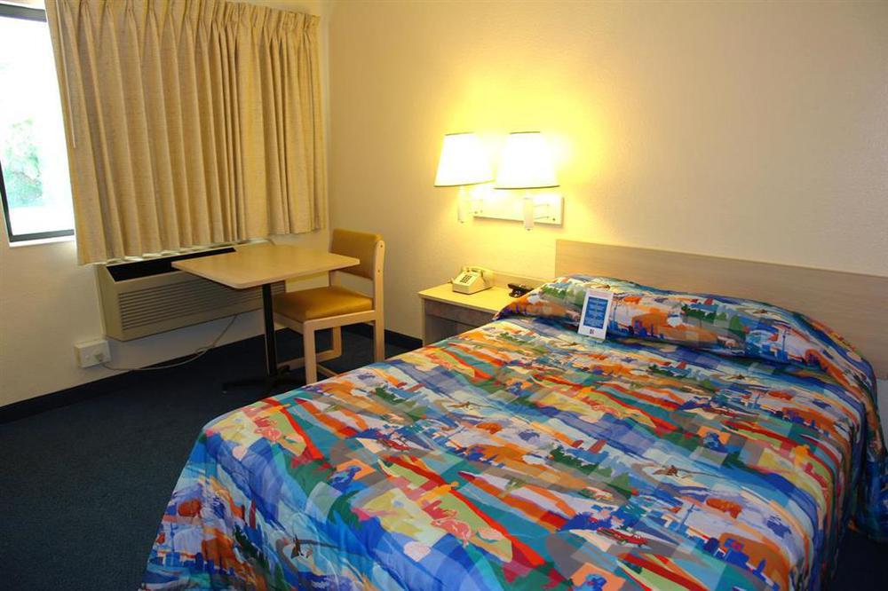 Motel 6-Palm Springs, Ca - East - Palm Canyon Pokoj fotografie